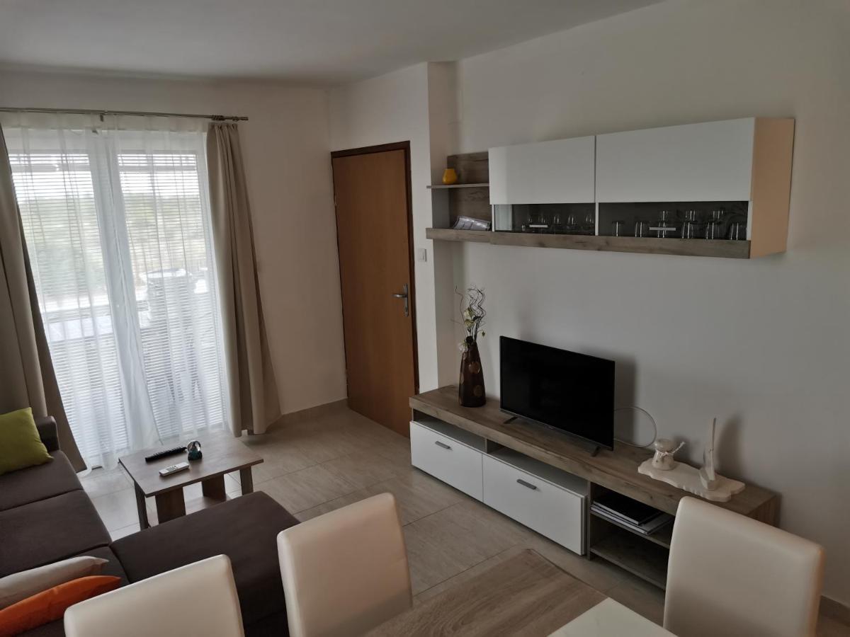 Apartman Jadranka Вир Екстериор снимка